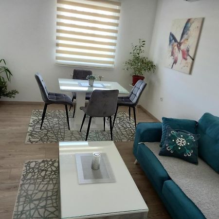 Apartman Vrbas Sa Podzemnom Garazom Banja Luka Buitenkant foto
