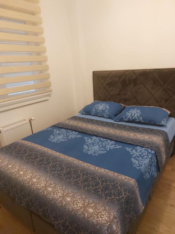 Apartman Vrbas Sa Podzemnom Garazom Banja Luka Buitenkant foto