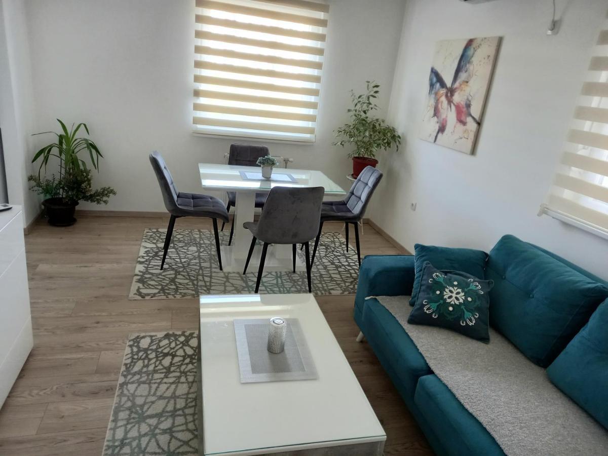 Apartman Vrbas Sa Podzemnom Garazom Banja Luka Buitenkant foto